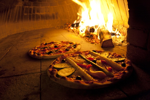 Pizza au feu de bois réussie : quelle farine utiliser ?